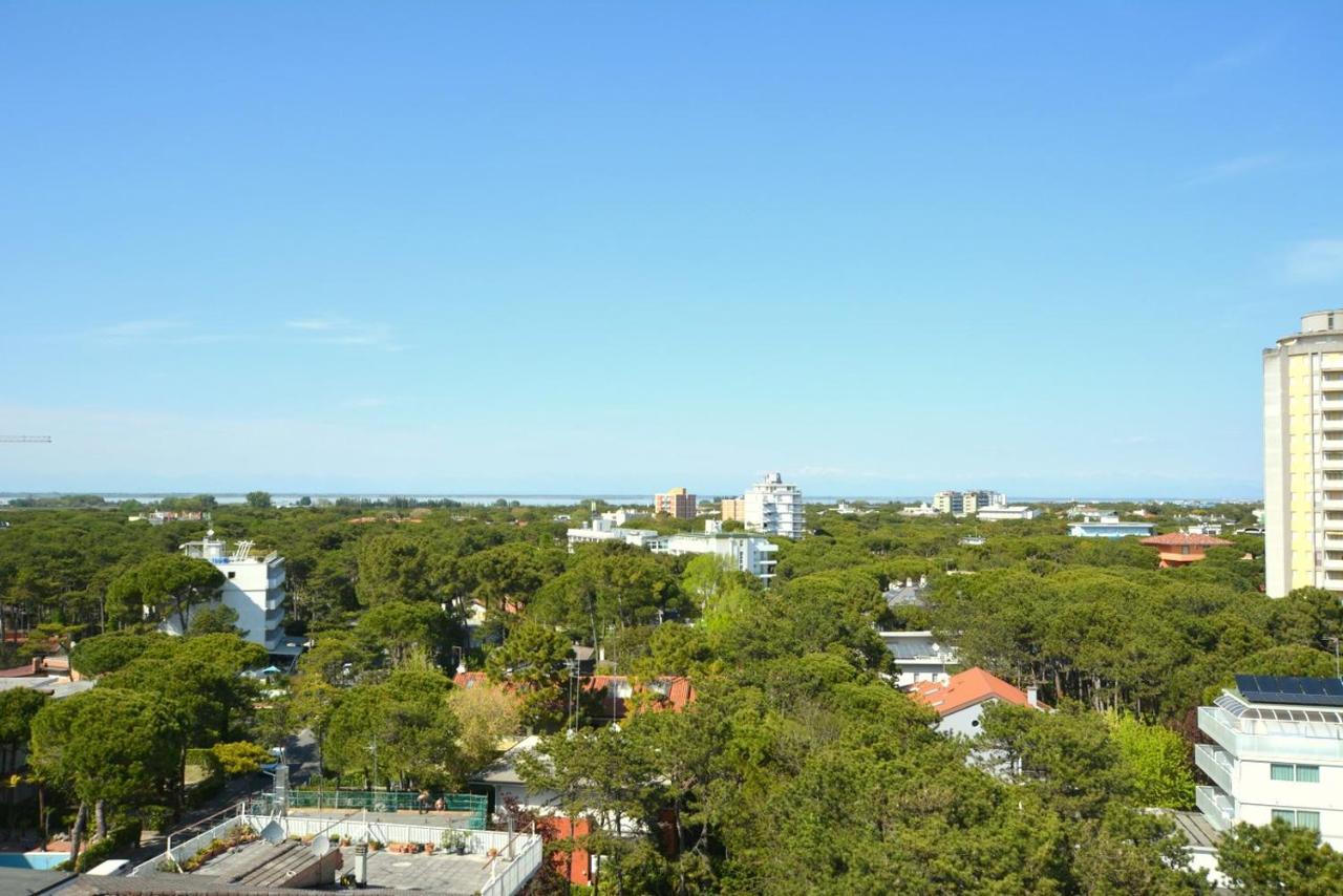 Lignano Pineta With Sea View Διαμέρισμα Λινιάνο Σαμπιαντόρο Εξωτερικό φωτογραφία